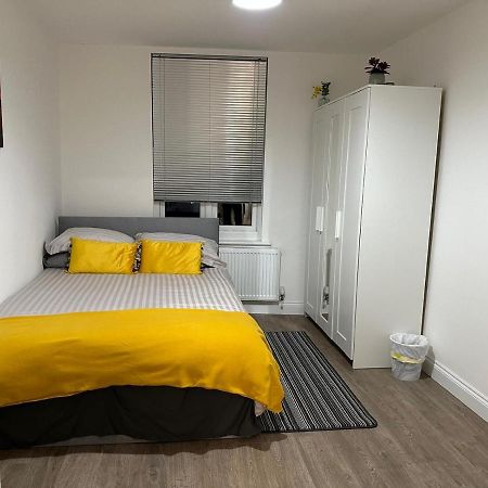 2 Bedroom Apartment London Bagian luar foto