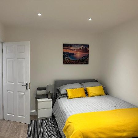 2 Bedroom Apartment London Bagian luar foto