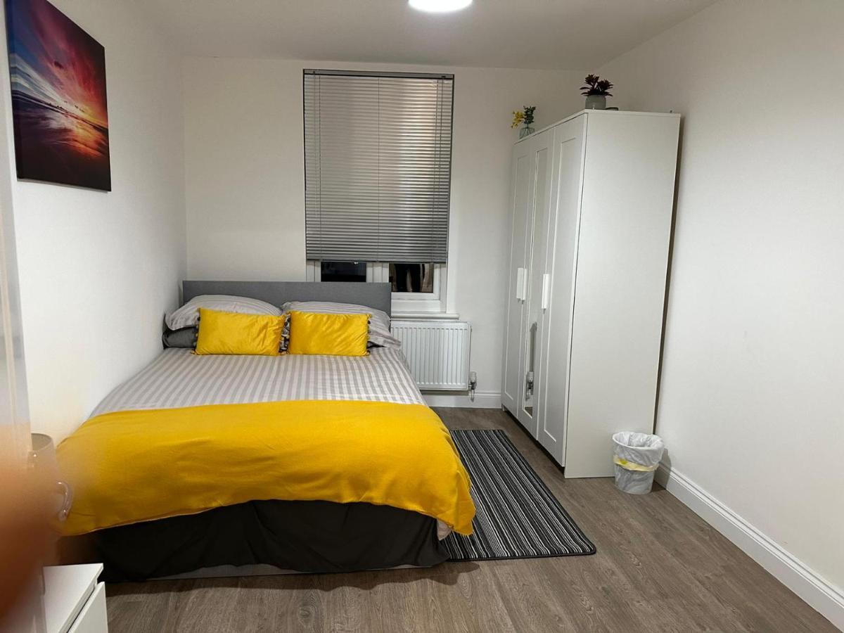 2 Bedroom Apartment London Bagian luar foto