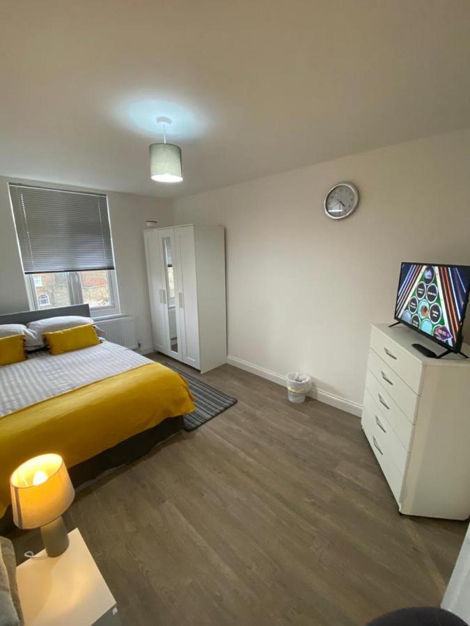 2 Bedroom Apartment London Bagian luar foto