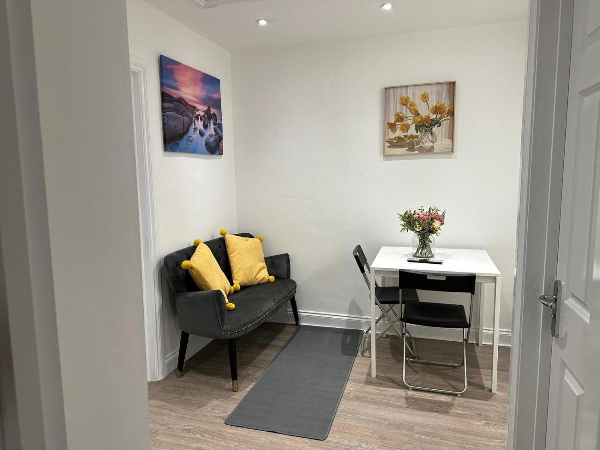 2 Bedroom Apartment London Bagian luar foto