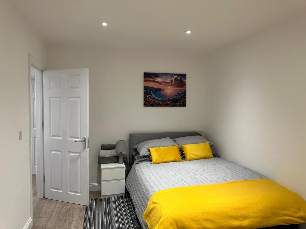 2 Bedroom Apartment London Bagian luar foto